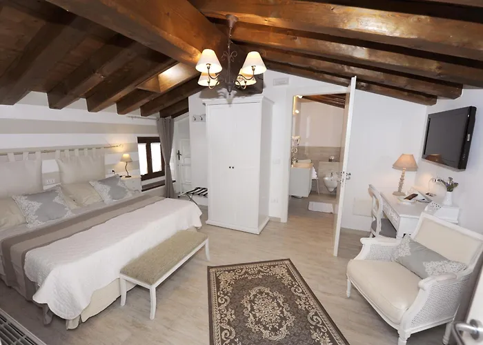 Corte Caselle 4* Sommacampagna