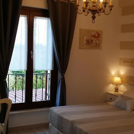 فندق مبيت وإفطار Corte Caselle 4*