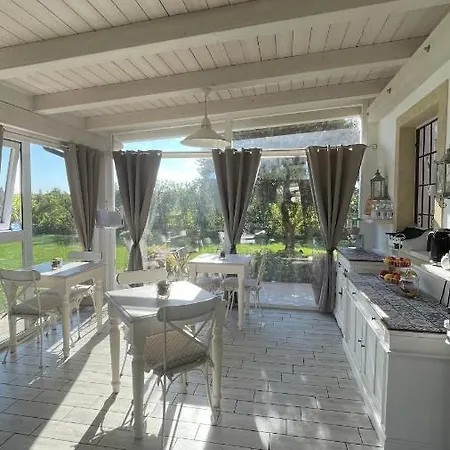 Corte Caselle سوماكامبانا