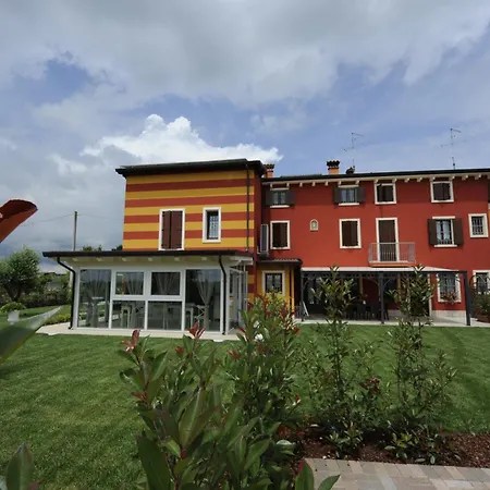 Bed & Breakfast Corte Caselle 4*